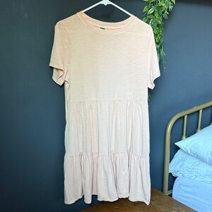 Old Navy Light Peachy Pink Tiered T-Shirt Dress